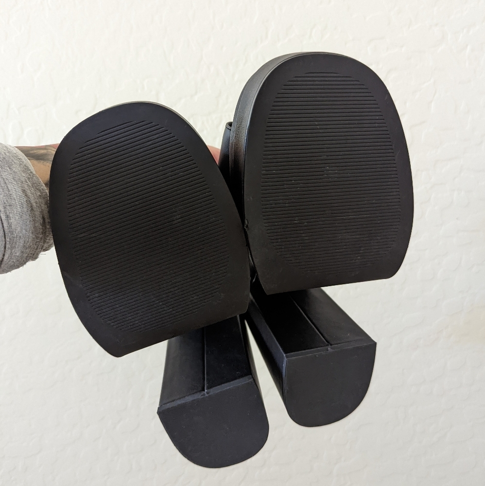 Steve Madden Cagey Platforms - Picture 5 of 8